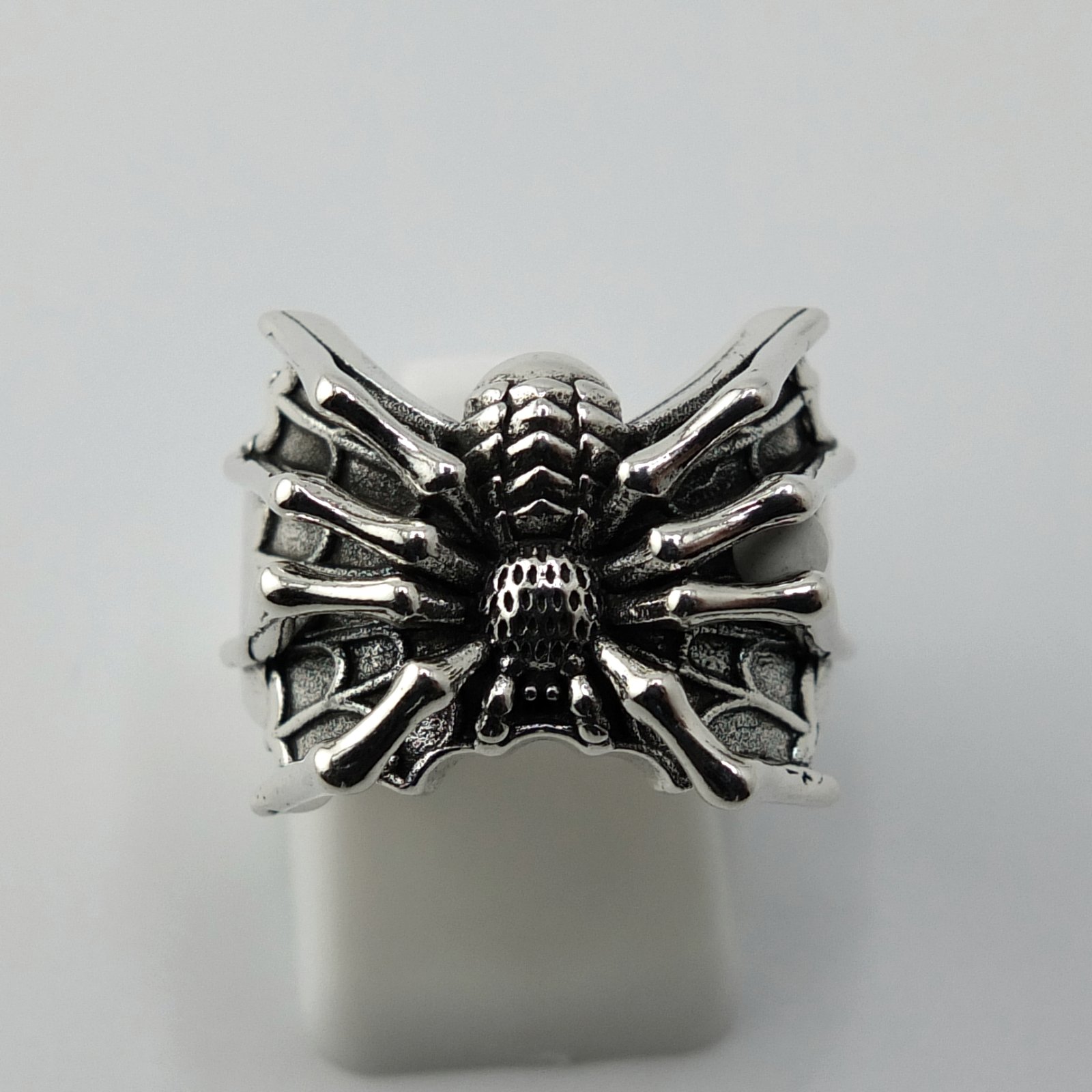 Arachnid